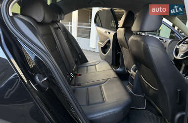 Седан Volkswagen Jetta 2012 в 