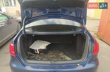 Седан Volkswagen Jetta 2011 в 
