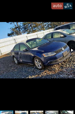 Седан Volkswagen Jetta 2011 в 