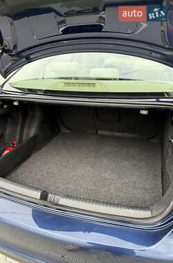 Седан Volkswagen Jetta 2011 в 