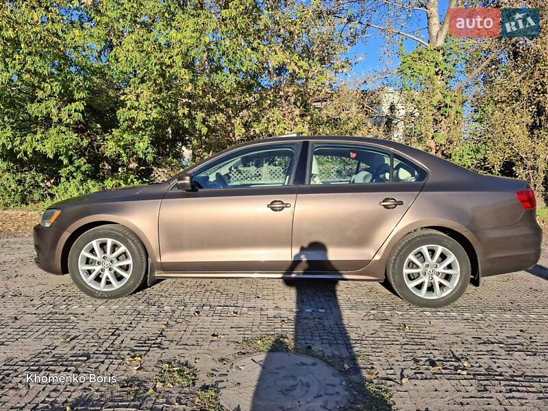 Седан Volkswagen Jetta 2010 в Києві