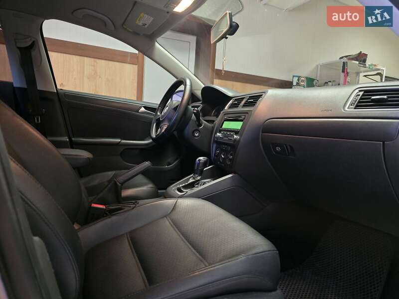 Седан Volkswagen Jetta 2013 в Николаеве фото 3 Седан Volkswagen Jetta 2013 в Николаеве