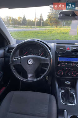 Седан Volkswagen Jetta 2008 в 