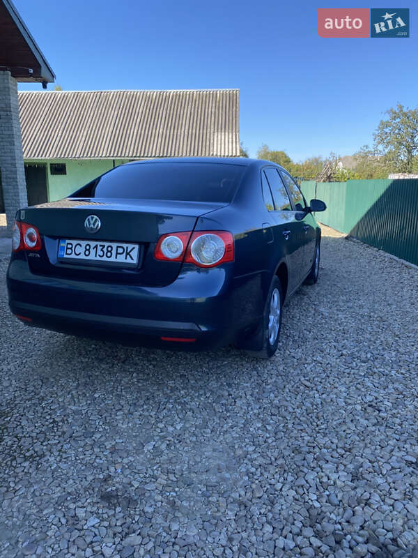 Седан Volkswagen Jetta 2005 в Долині фото 5 Седан Volkswagen Jetta 2005 в Долині