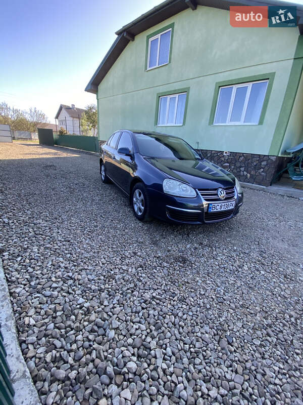 Седан Volkswagen Jetta 2005 в Долині фото 7 Седан Volkswagen Jetta 2005 в Долині