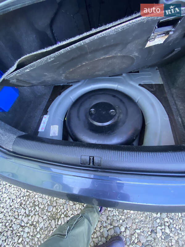 Седан Volkswagen Jetta 2005 в Долині фото 13 Седан Volkswagen Jetta 2005 в Долині