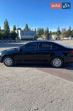 Седан Volkswagen Jetta 2014 в 