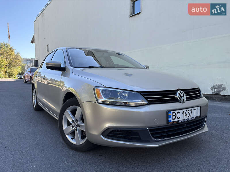 Volkswagen Jetta 2013