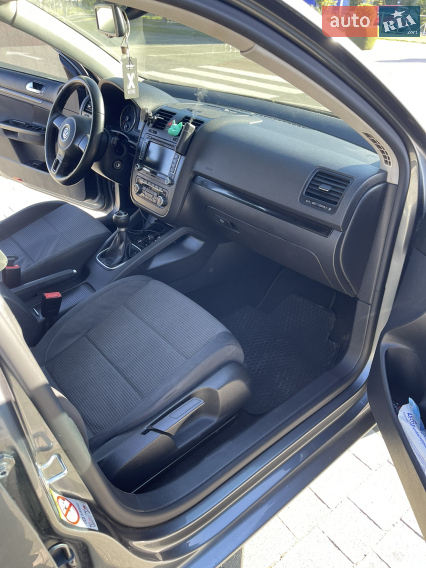2010 Volkswagen Jetta - мініатюра 19