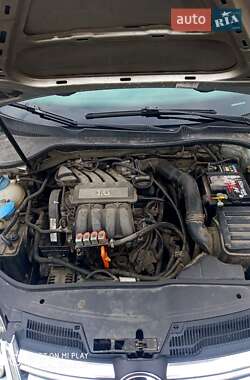 Седан Volkswagen Jetta 2008 в 