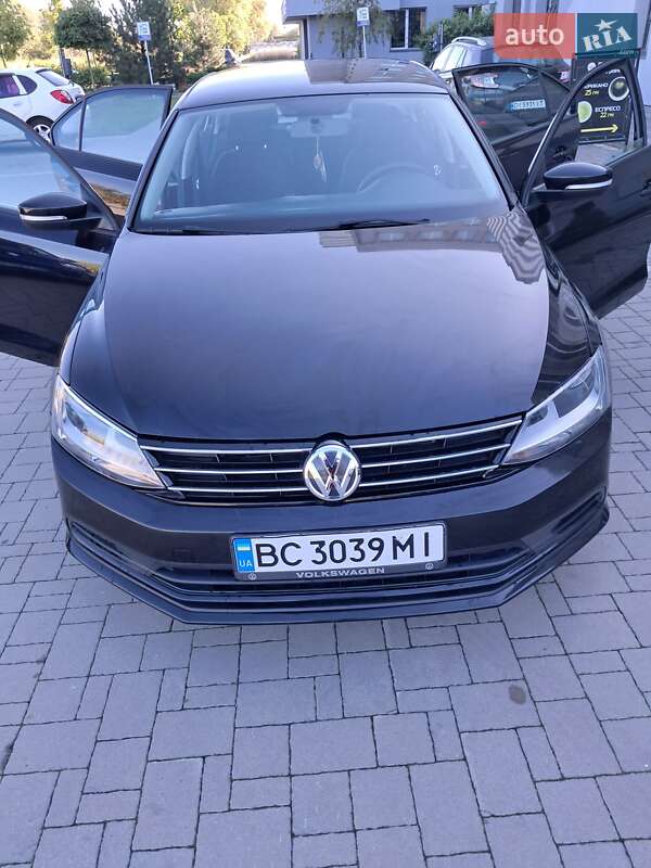 Седан Volkswagen Jetta 2015 в Мурованом фото 32 Седан Volkswagen Jetta 2015 в Мурованом