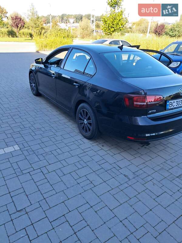 Седан Volkswagen Jetta 2015 в Мурованом фото 38 Седан Volkswagen Jetta 2015 в Мурованом