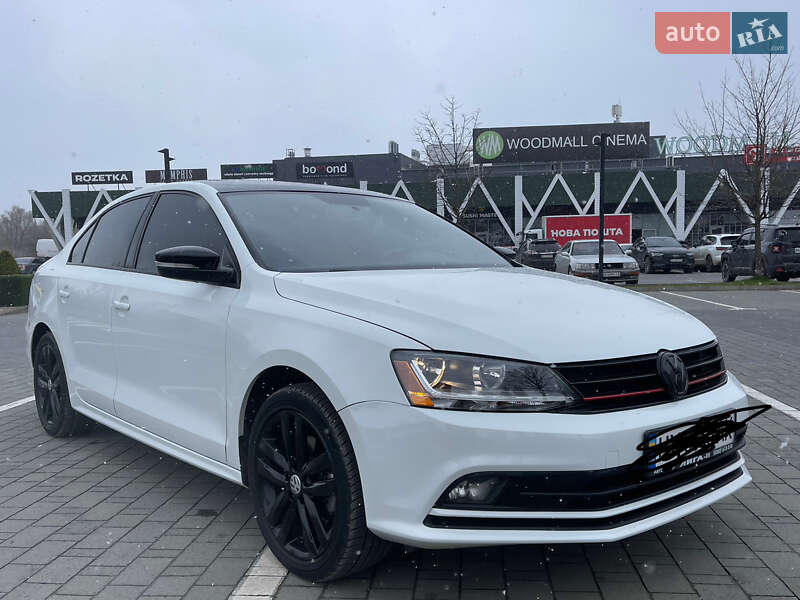 Седан Volkswagen Jetta 2017 в Хмельницькому