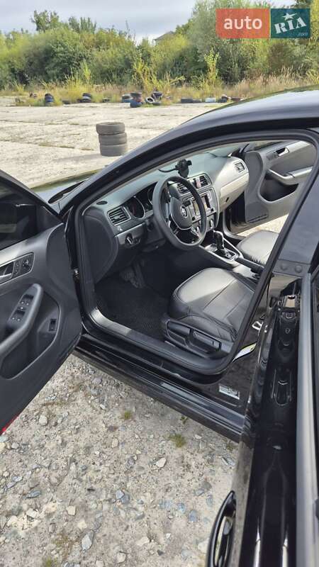 Седан Volkswagen Jetta 2017 в Коломиї