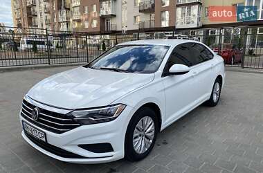 Седан Volkswagen Jetta 2019 в Житомирі