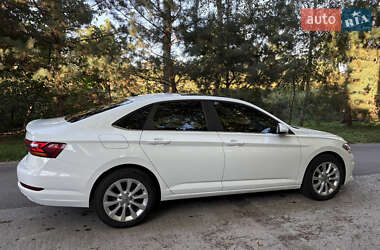 Седан Volkswagen Jetta 2019 в Киеве