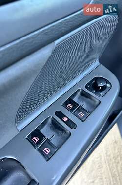 Седан Volkswagen Jetta 2005 в 
