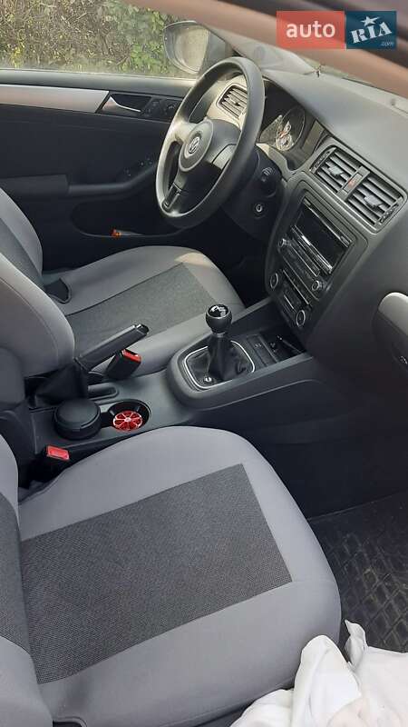 Седан Volkswagen Jetta 2011 в Ивано-Франковске