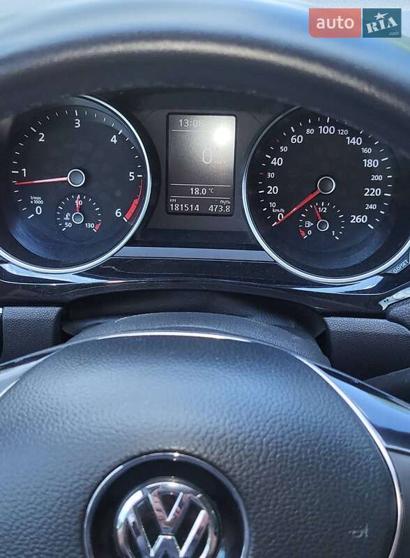 Седан Volkswagen Jetta 2016 в Киеве