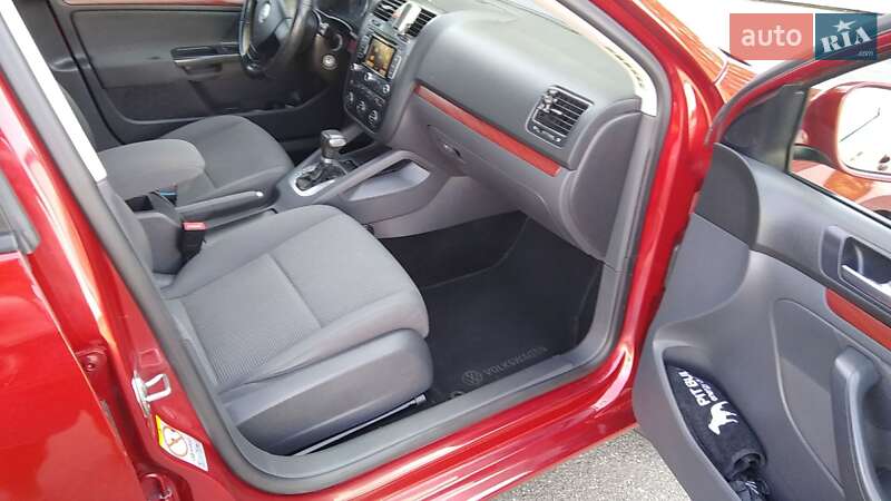Седан Volkswagen Jetta 2007 в Киеве