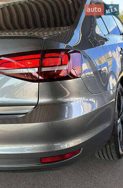 Седан Volkswagen Jetta 2015 в 