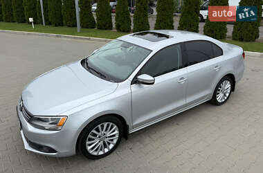 Седан Volkswagen Jetta 2011 в 