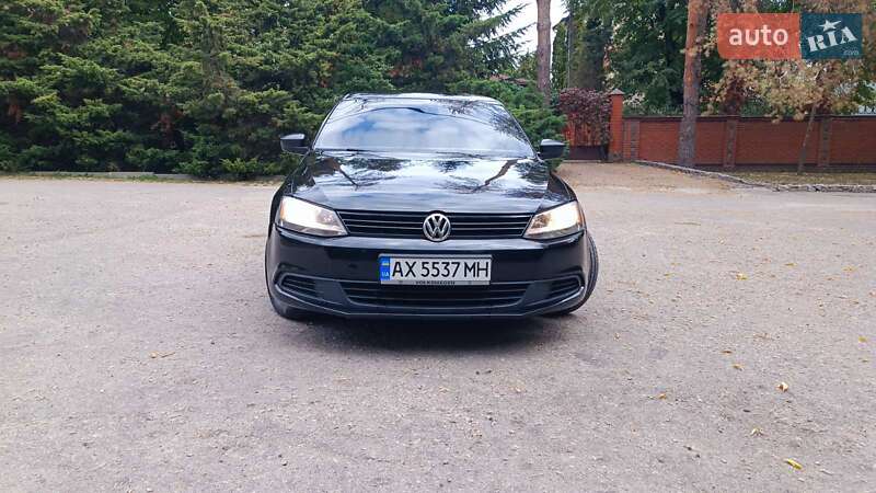 Седан Volkswagen Jetta 2014 в Харькове
