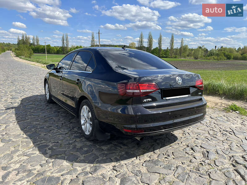 Седан Volkswagen Jetta 2016 в Рівному фото 5 Седан Volkswagen Jetta 2016 в Рівному