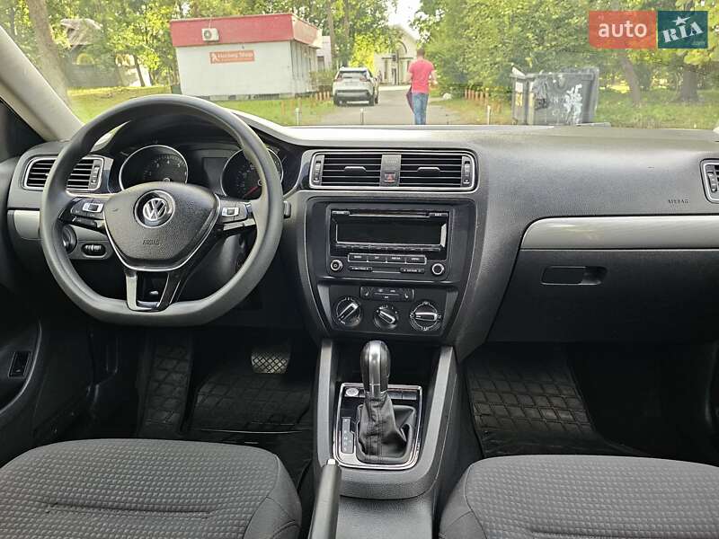 Седан Volkswagen Jetta 2014 в Киеве