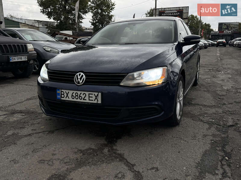 Седан Volkswagen Jetta 2011 в Хмельницком