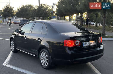 Седан Volkswagen Jetta 2006 в 