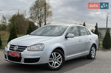 Седан Volkswagen Jetta 2006 в 