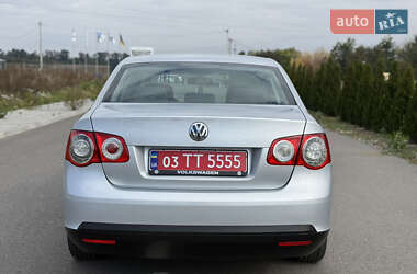 Седан Volkswagen Jetta 2006 в 