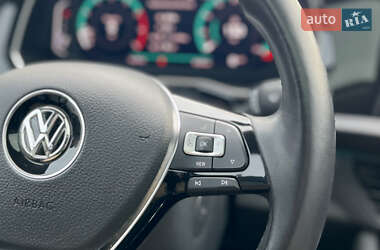 Седан Volkswagen Jetta 2018 в 