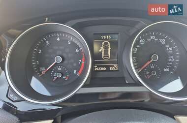 Седан Volkswagen Jetta 2016 в 