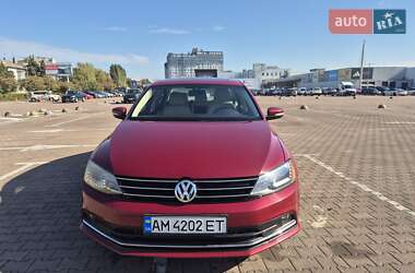 Седан Volkswagen Jetta 2016 в 