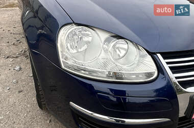 Седан Volkswagen Jetta 2007 в 