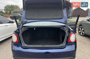 Седан Volkswagen Jetta 2007 в 