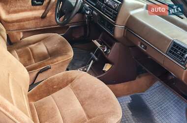 Седан Volkswagen Jetta 1987 в 