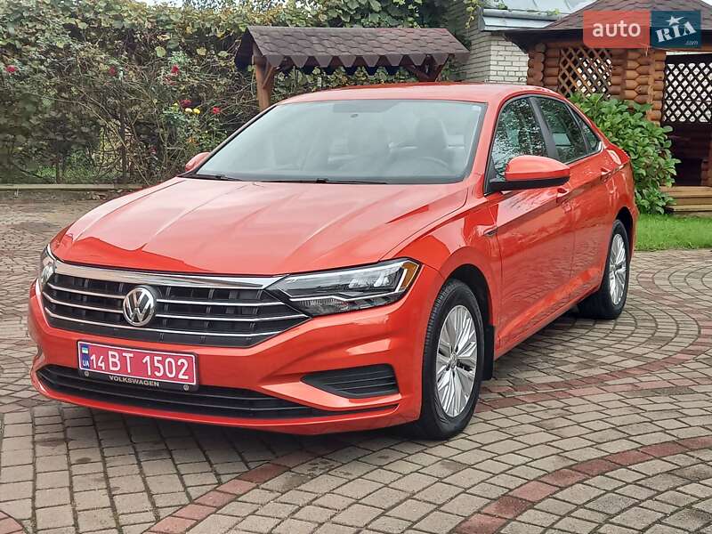 Седан Volkswagen Jetta 2018 в Львові фото 14 Седан Volkswagen Jetta 2018 в Львові