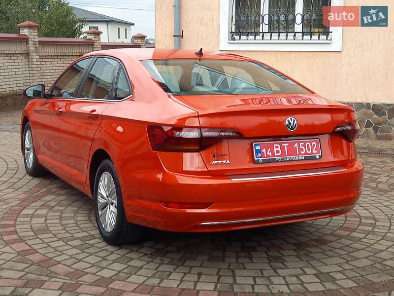 Седан Volkswagen Jetta 2018 в Львові фото 19 Седан Volkswagen Jetta 2018 в Львові
