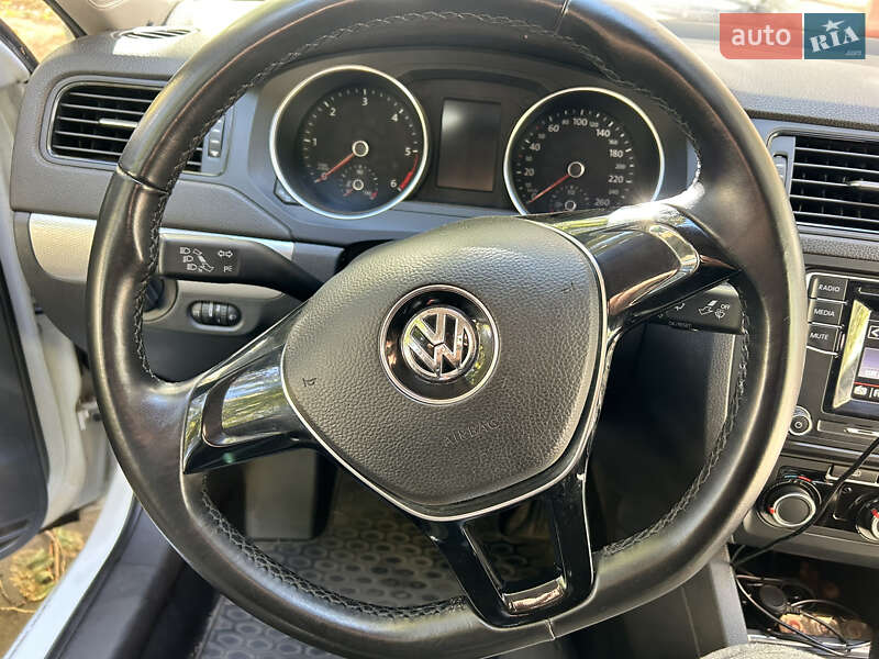 Седан Volkswagen Jetta 2016 в Кривому Розі фото 26 Седан Volkswagen Jetta 2016 в Кривому Розі