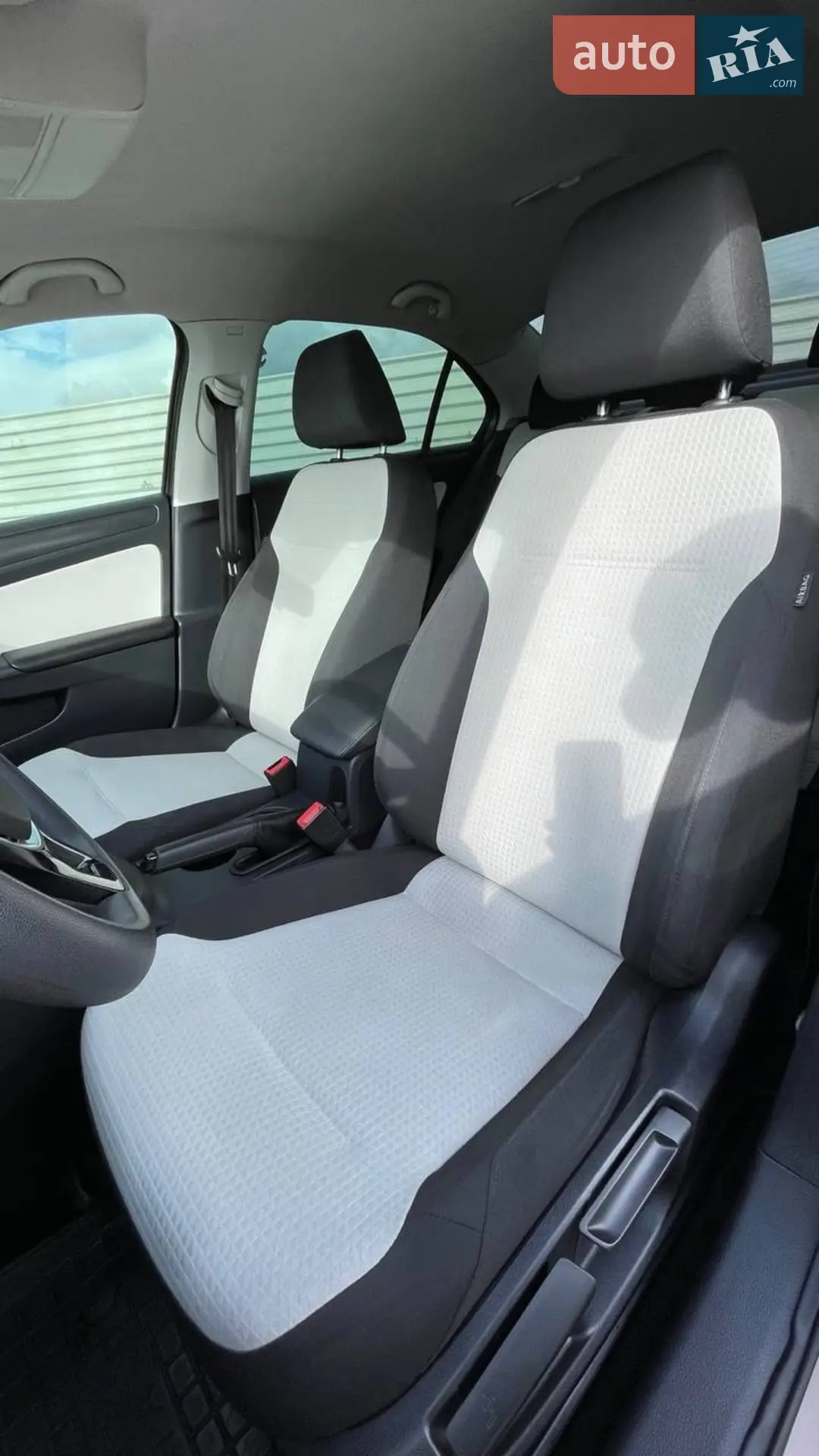 2014 Volkswagen Jetta - мініатюра 3