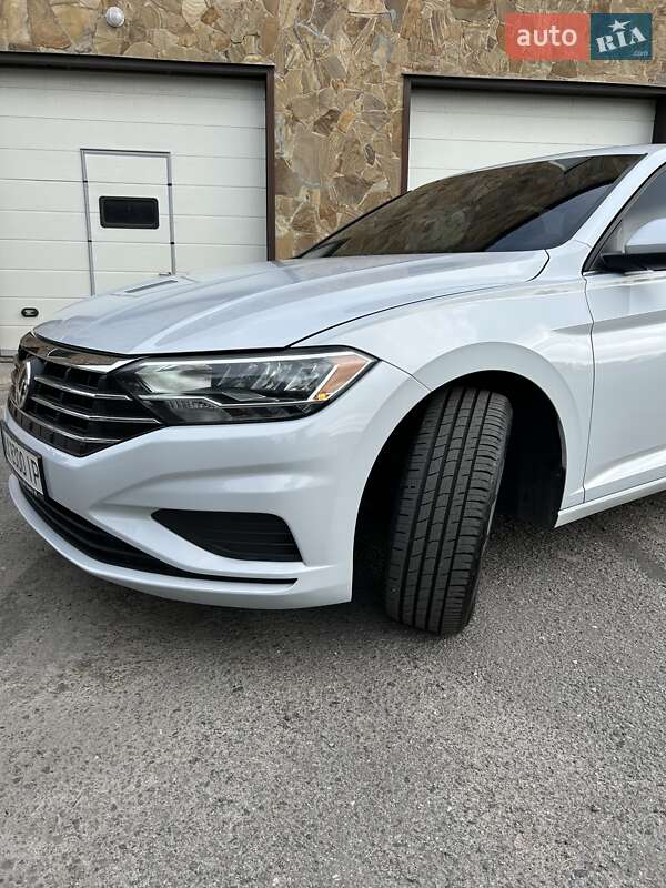 Седан Volkswagen Jetta 2018 в Києві