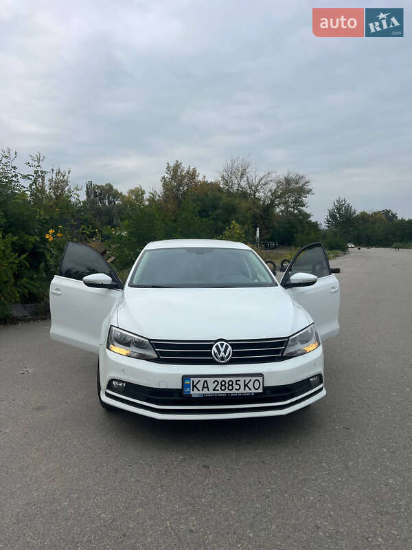 Volkswagen Jetta 2016