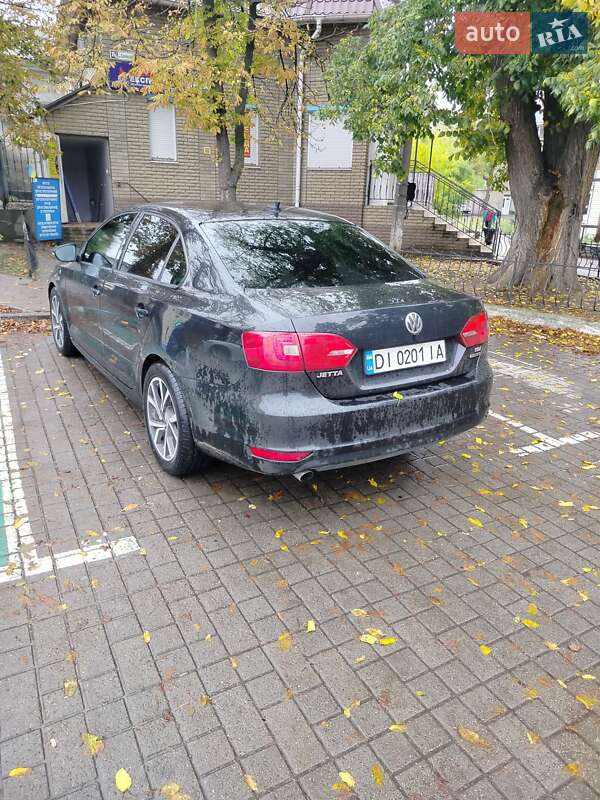 Volkswagen Jetta 2011