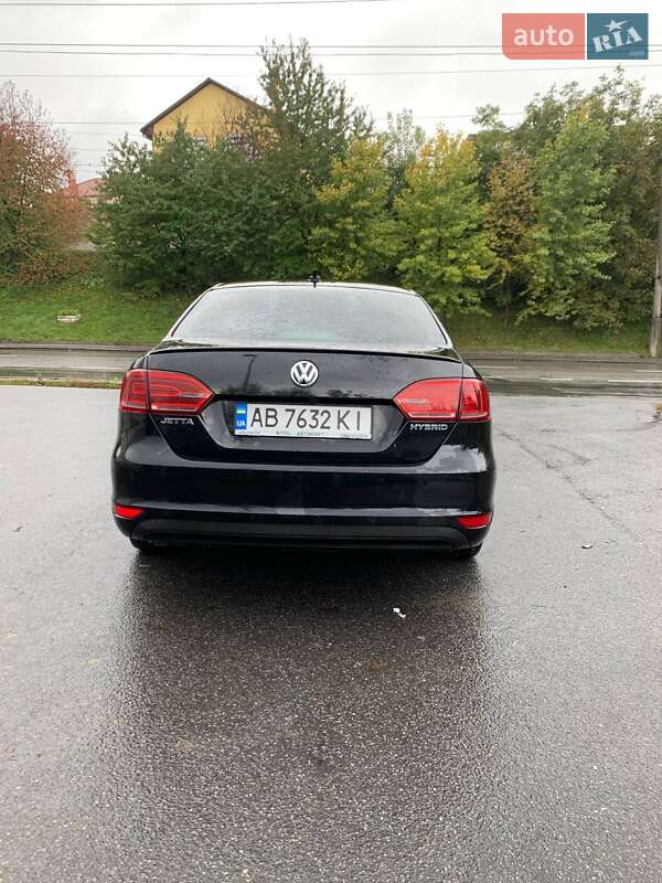 Седан Volkswagen Jetta 2013 в Виннице