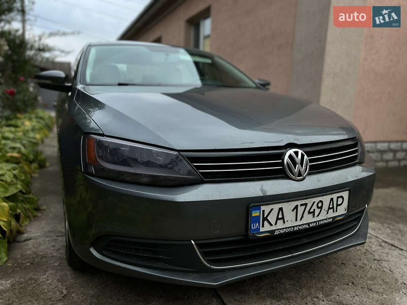 Седан Volkswagen Jetta 2013 в Гадячі