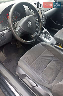 Седан Volkswagen Jetta 2007 в 