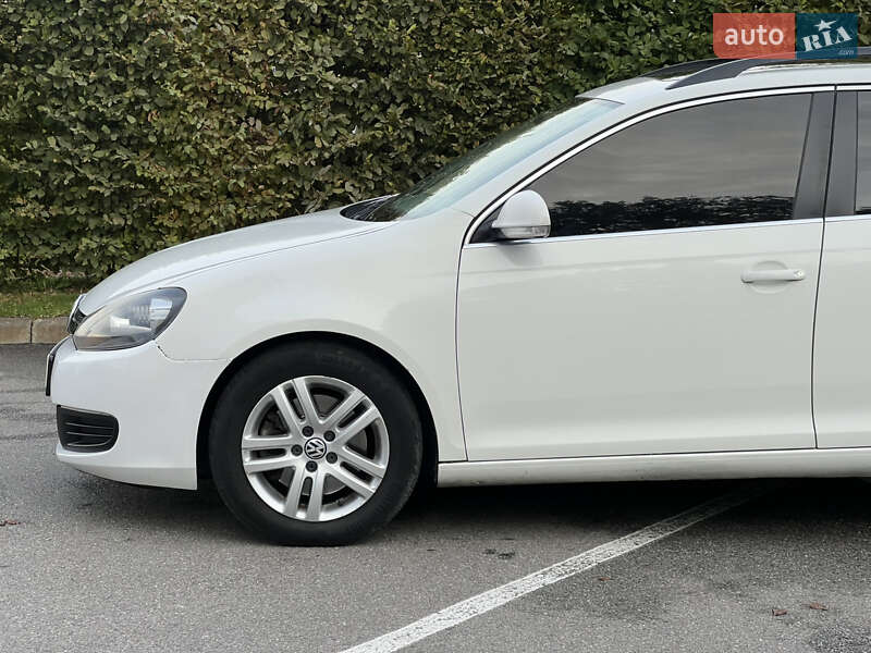 Универсал Volkswagen Jetta 2010 в Киеве фото 12 Универсал Volkswagen Jetta 2010 в Киеве
